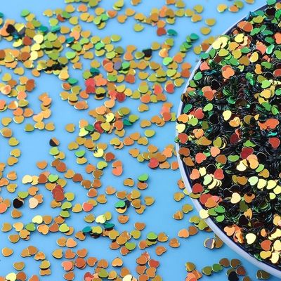 آلاف الخيارات المقدمة السكوينات 3 ملم الشكل قلب الخوخ المختلطة اللمعان مادة بي في سي للأدوات الفنية