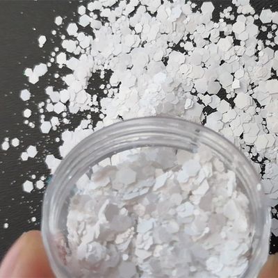 الفن الأظافر 1 كيلوغرام حقيبة حزمة خليطات اللون الأبيض اللمعان للأظافر الملونة